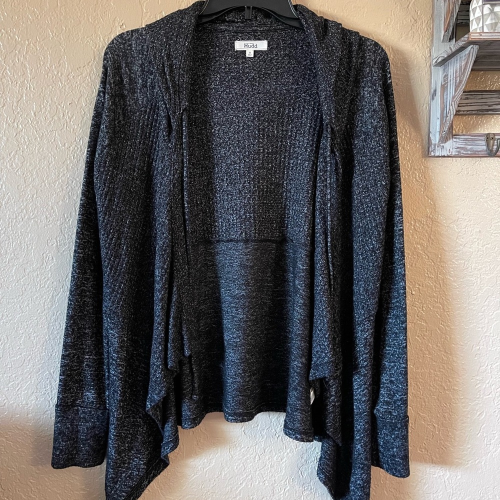 Mudd extremely soft black cardigan ✨ long sleeve and hooded ✨ size medium